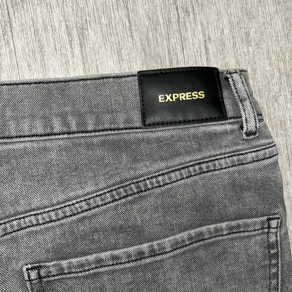 Express High Waisted Gray Wash 90’s boot jeans - Picture 7 of 7